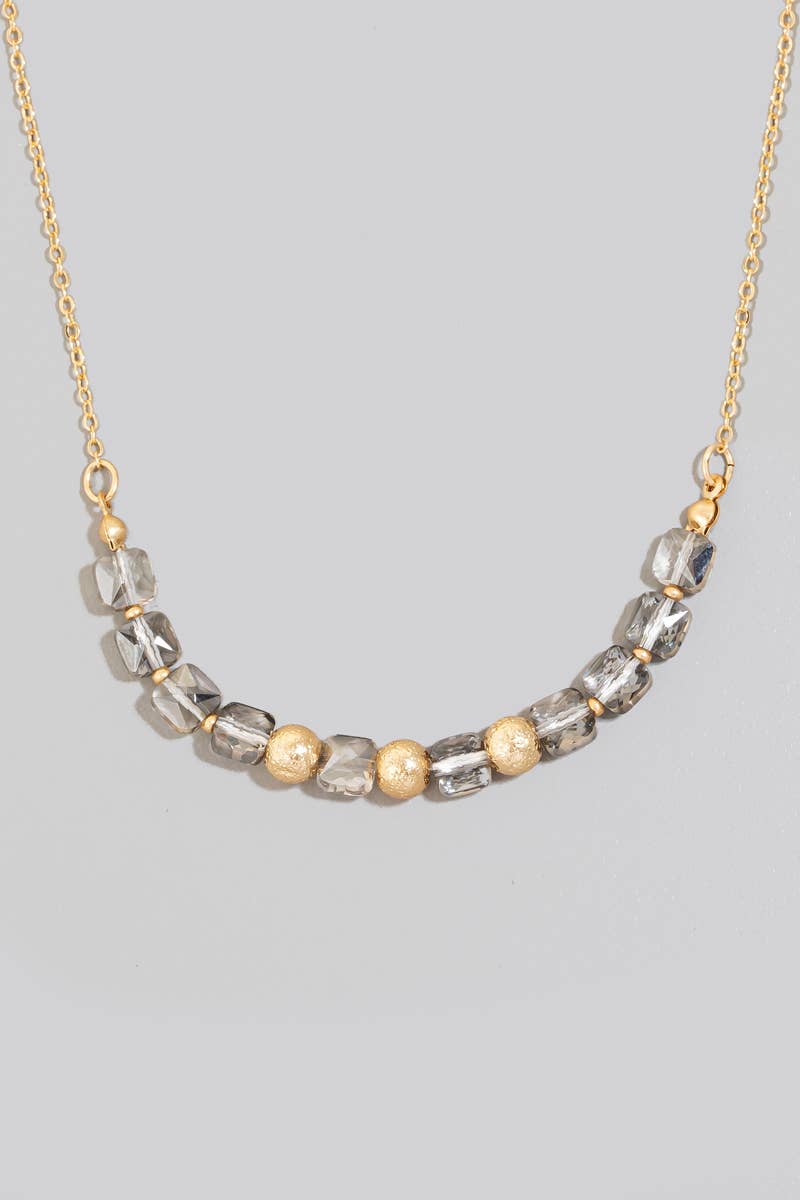 Faceted Glass And Metallic Beads Chain Necklace