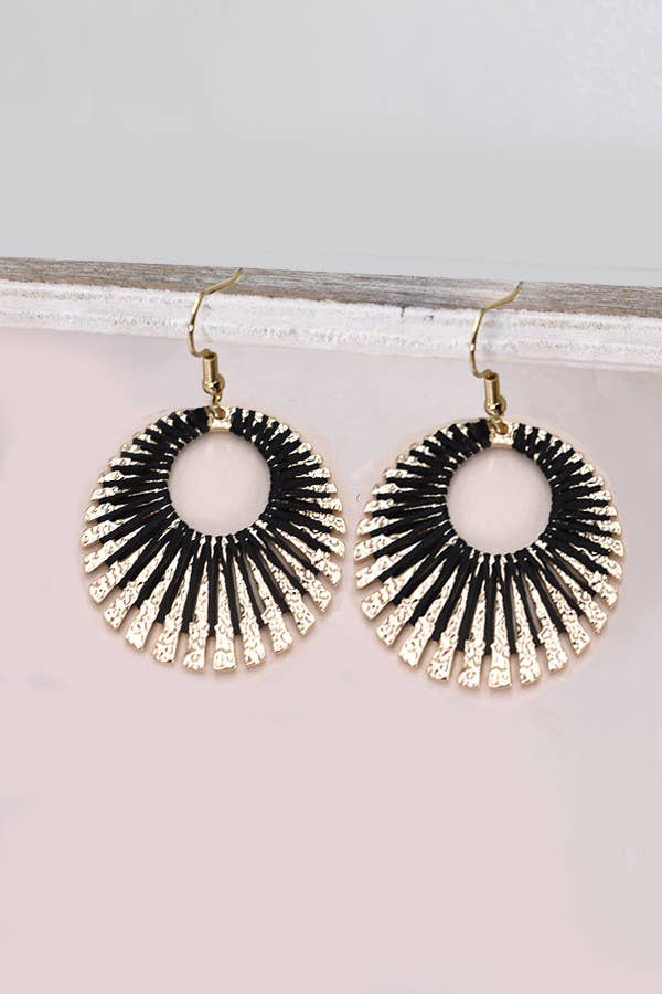 CIRCLE DANGLE WITH INNER STRING EARRINGS