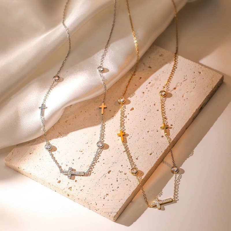 18K STAINLESS STEEL TARNISH-FREE CROSS NECKLACE