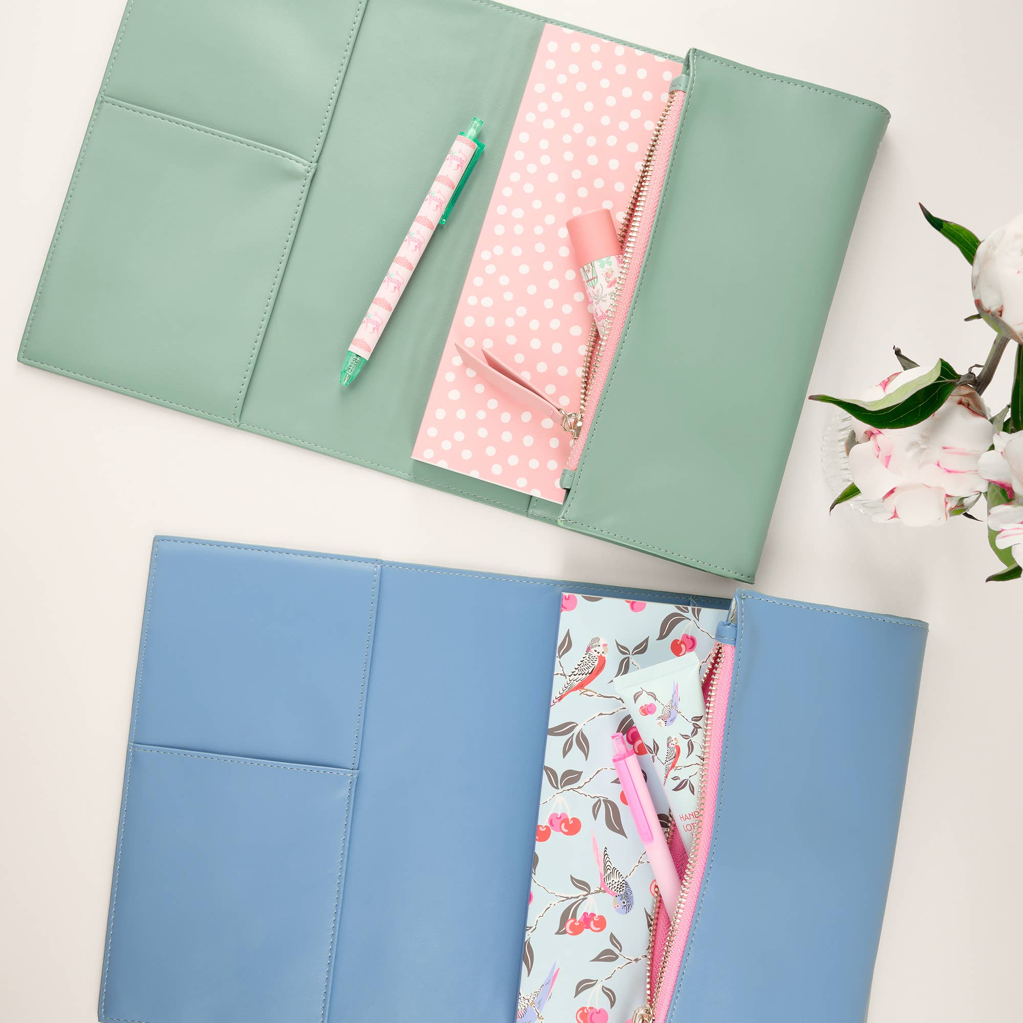Sage & Blush Keri Notebook Organizer