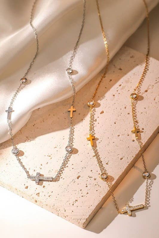 18K STAINLESS STEEL TARNISH-FREE CROSS NECKLACE