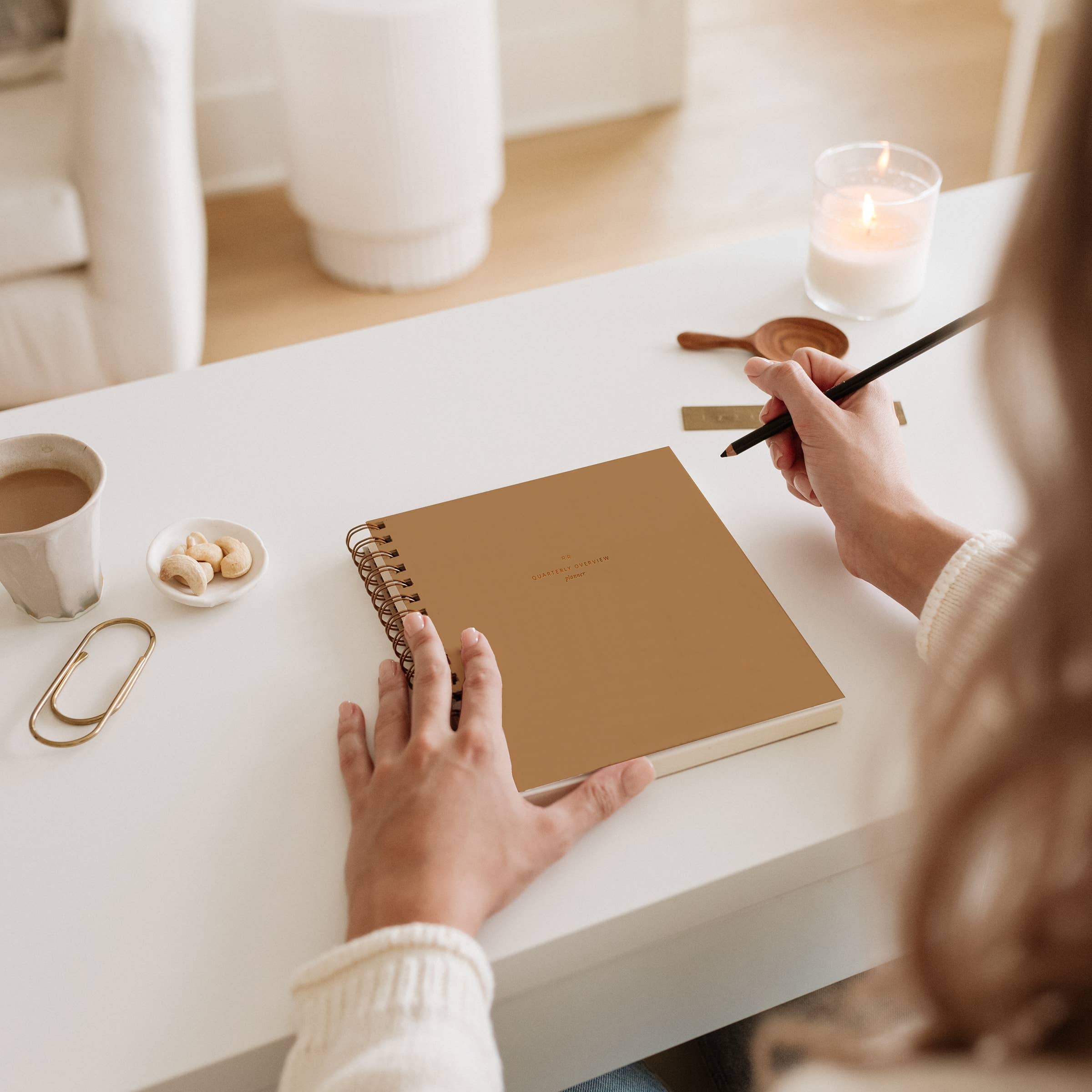 Quarterly Overview Planner | Assorted Colors // Undated