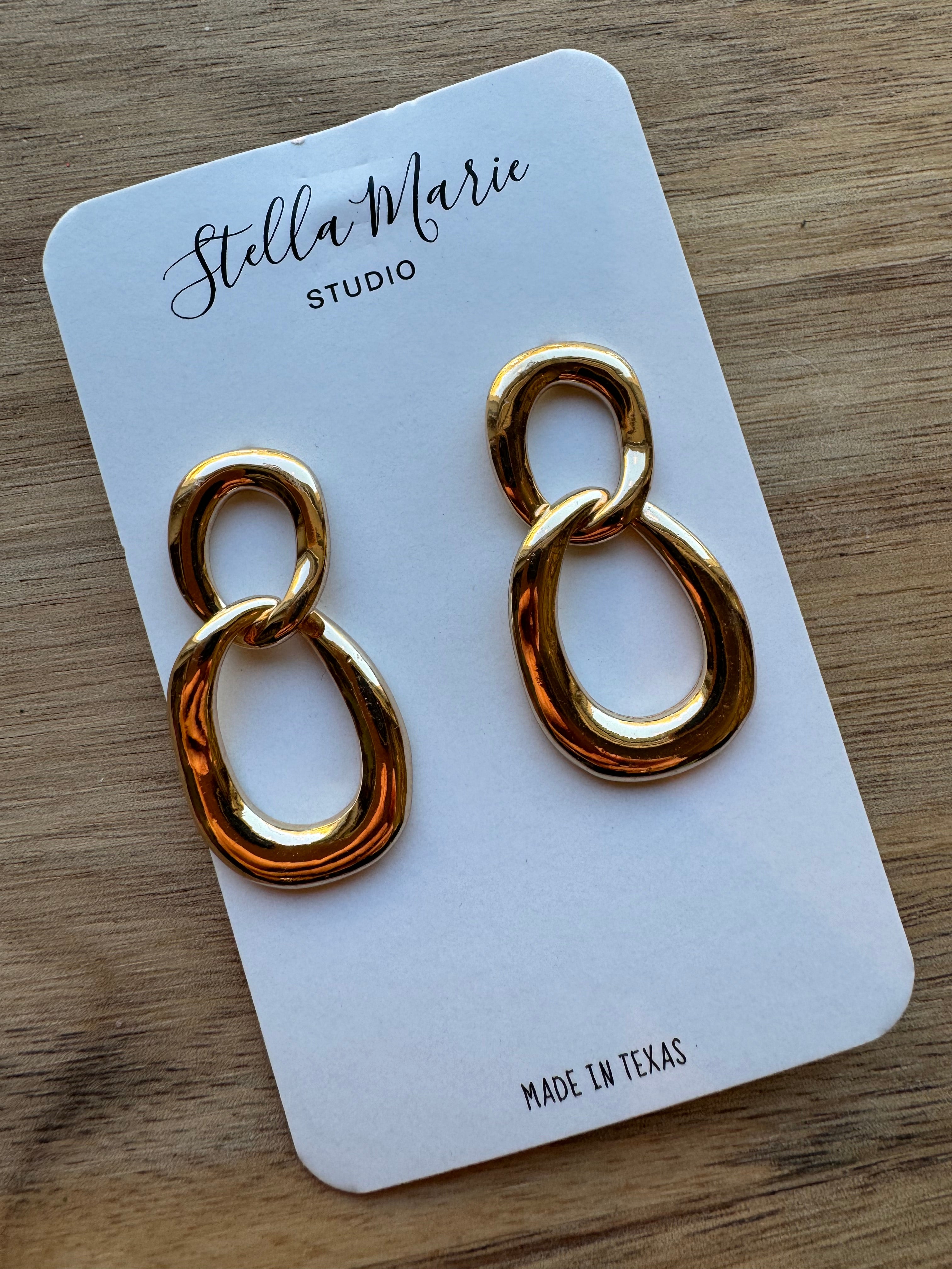 Gold Intertwined Circle Earrings