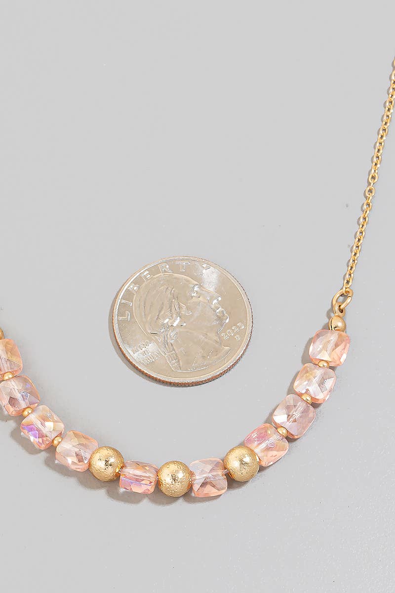 Faceted Glass And Metallic Beads Chain Necklace