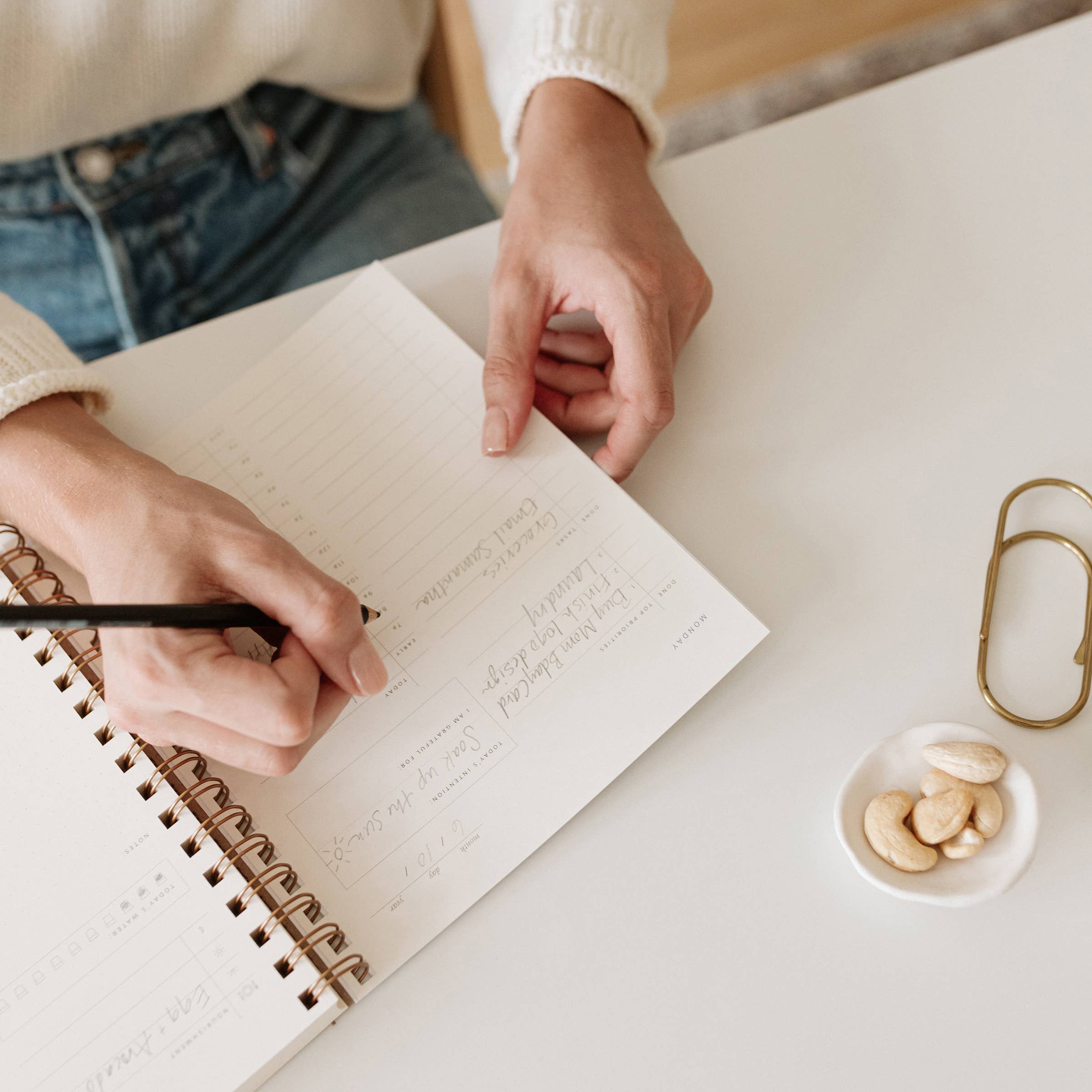 Quarterly Overview Planner | Assorted Colors // Undated