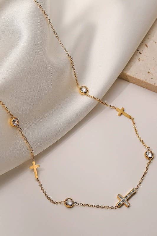 18K STAINLESS STEEL TARNISH-FREE CROSS NECKLACE